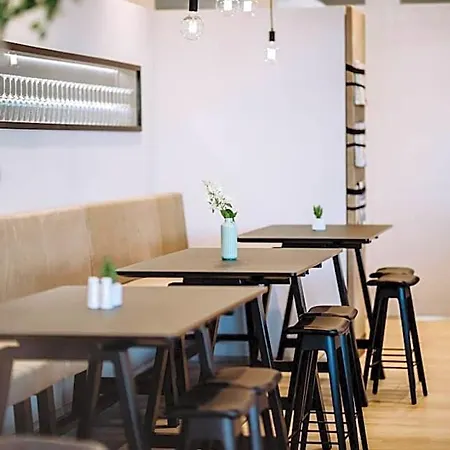 Apartment-hotel Schaffenrath Апарт-отель 4*